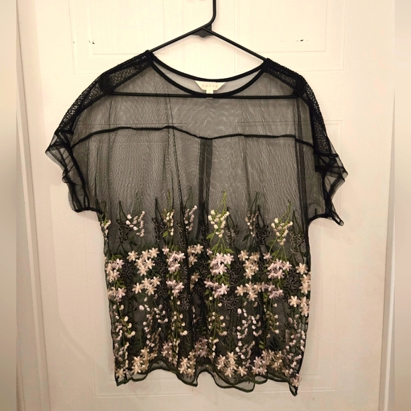 Adiva Tops - Adiva Large Floral Embroidered Sheer Black Short Sleeve Boho Festival Top Blouse
